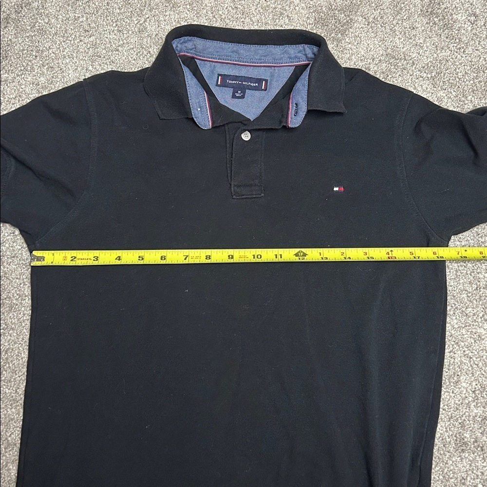 Tommy Hilfiger Plain Black Logo Polo - Picture 4 of 5